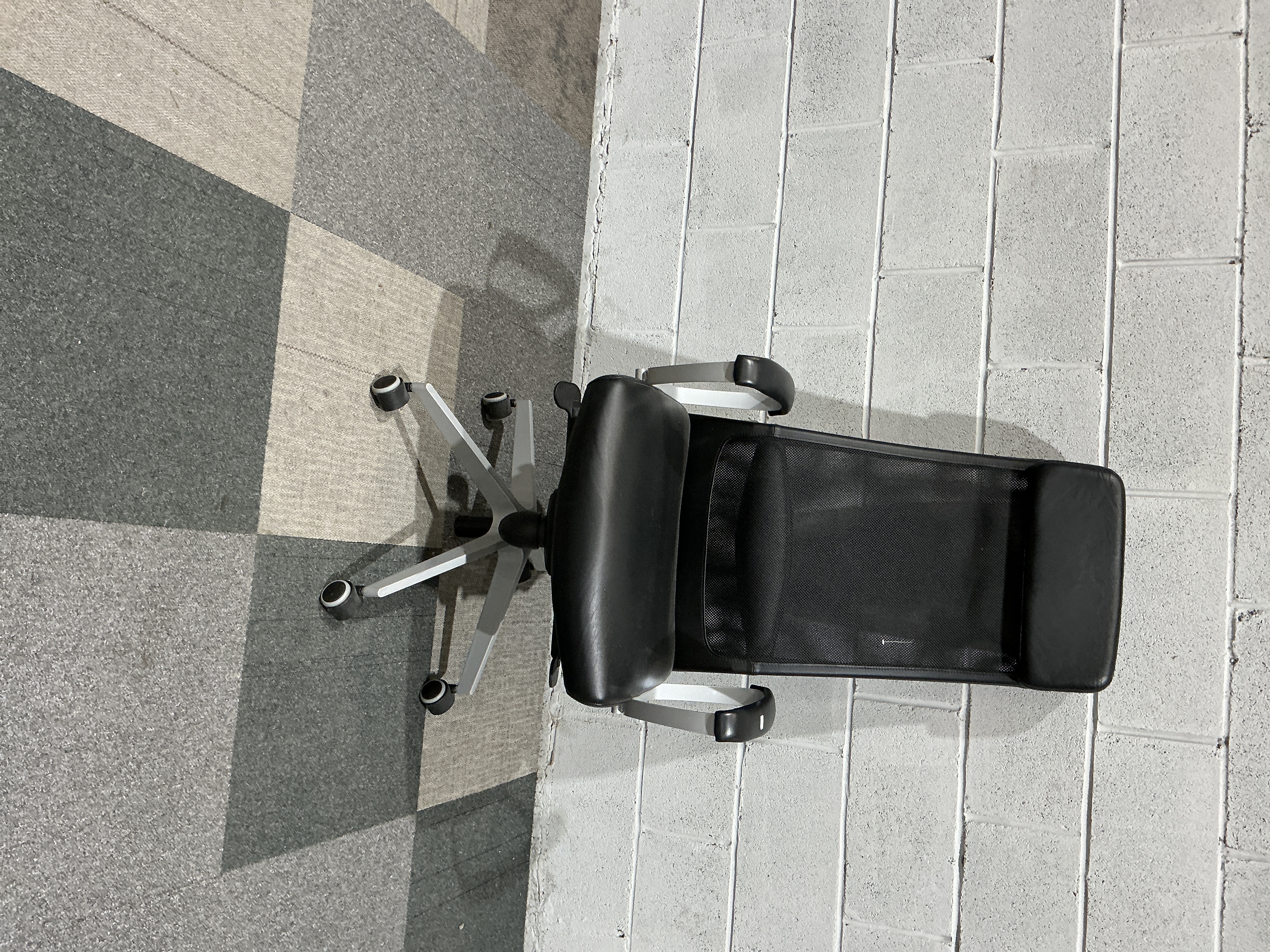 Ergonomic High-Back Mesh Swivel Office Chair