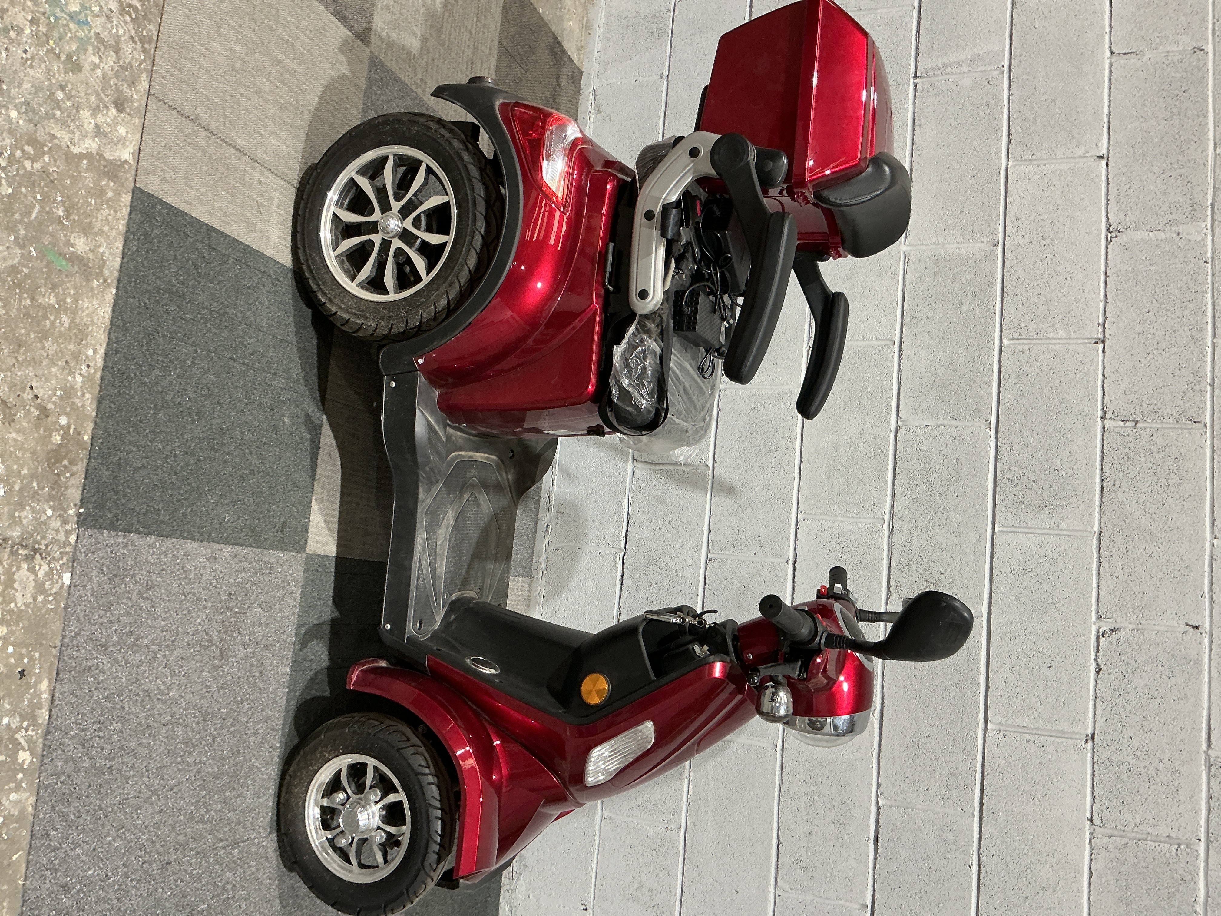 Green Power 3-Wheel Electric Mobility Scooter in Metallic Red