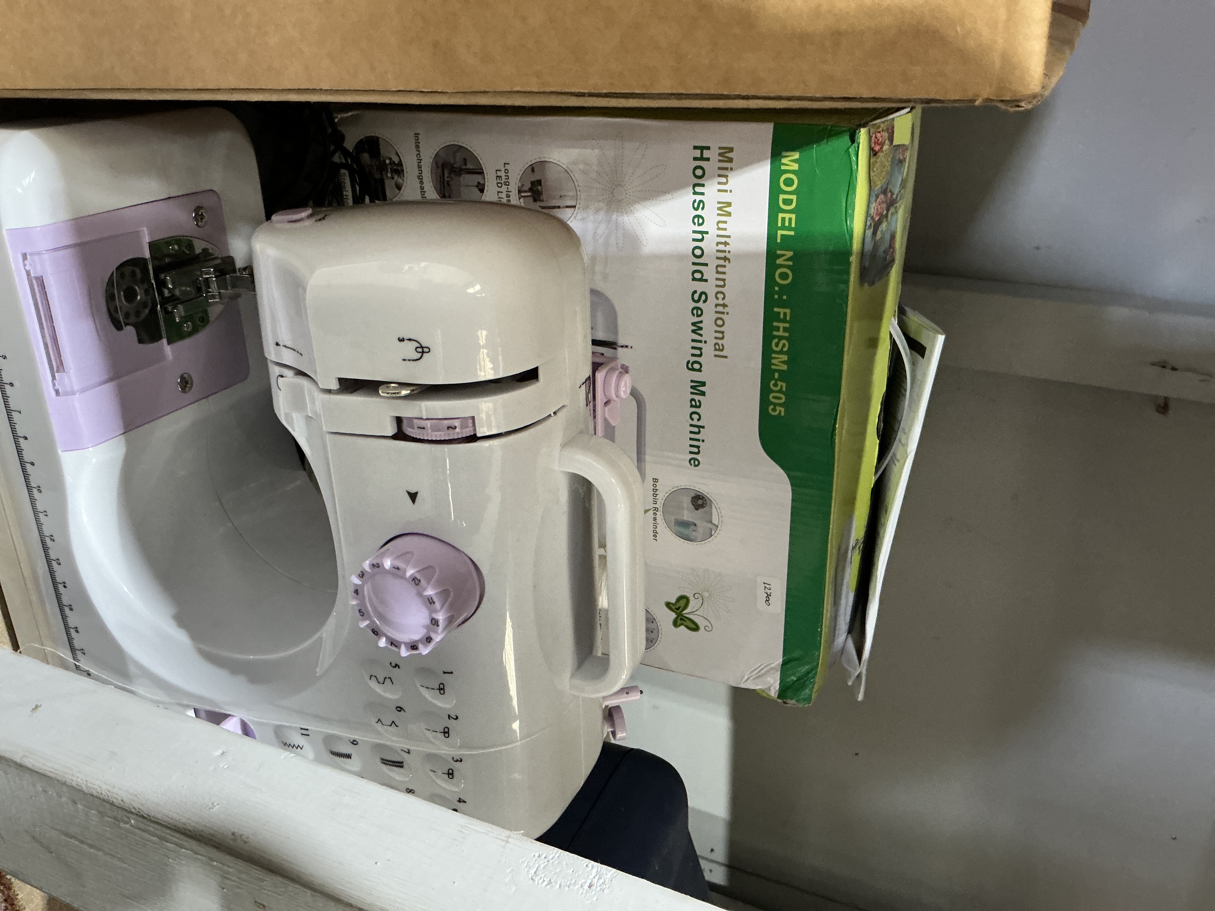 Model FHSM-505 Mini Multifunctional Household Sewing Machine