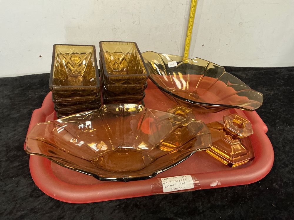 Lot 350: A Twelve Piece Stölzle Hermanova Hut Amber Pressed Glass Art Deco Tableware Set