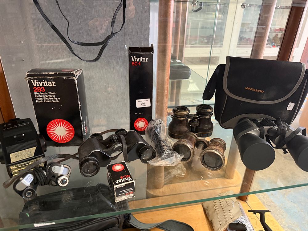Lot 206: A Collection of Optical and Photographic Equipment including Vivitar Accessories and a Vanguard Bag