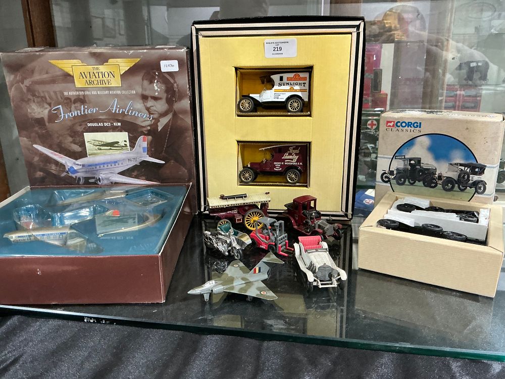 Lot 219: A Collection of Boxed and Loose Die-Cast Model Aircraft and Vehicles including Corgi and The Aviation Archive Examples