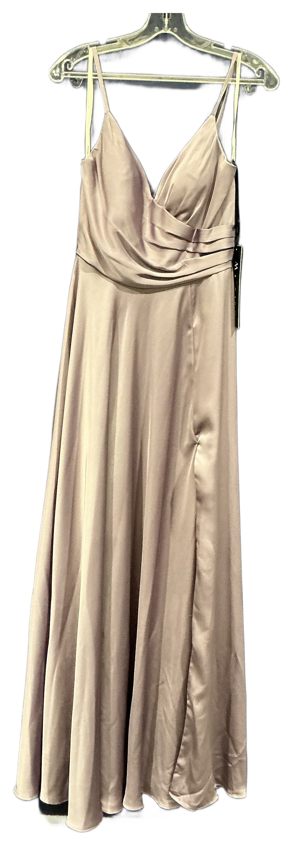 Lot 38: Mascara A Floor-Length Mauve Satin Evening Dress with High Leg Slit Size 8