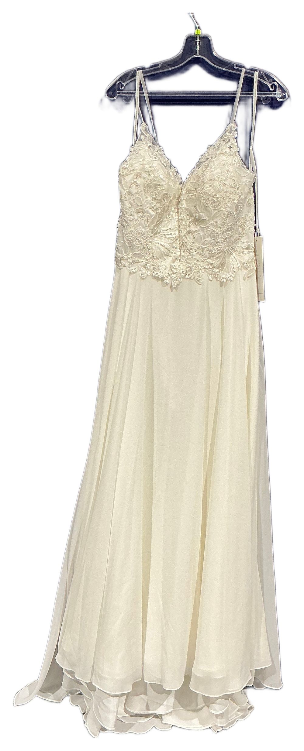 Lot 190: An Ivory Chiffon and Floral Lace Wedding Gown By Mascara size 12