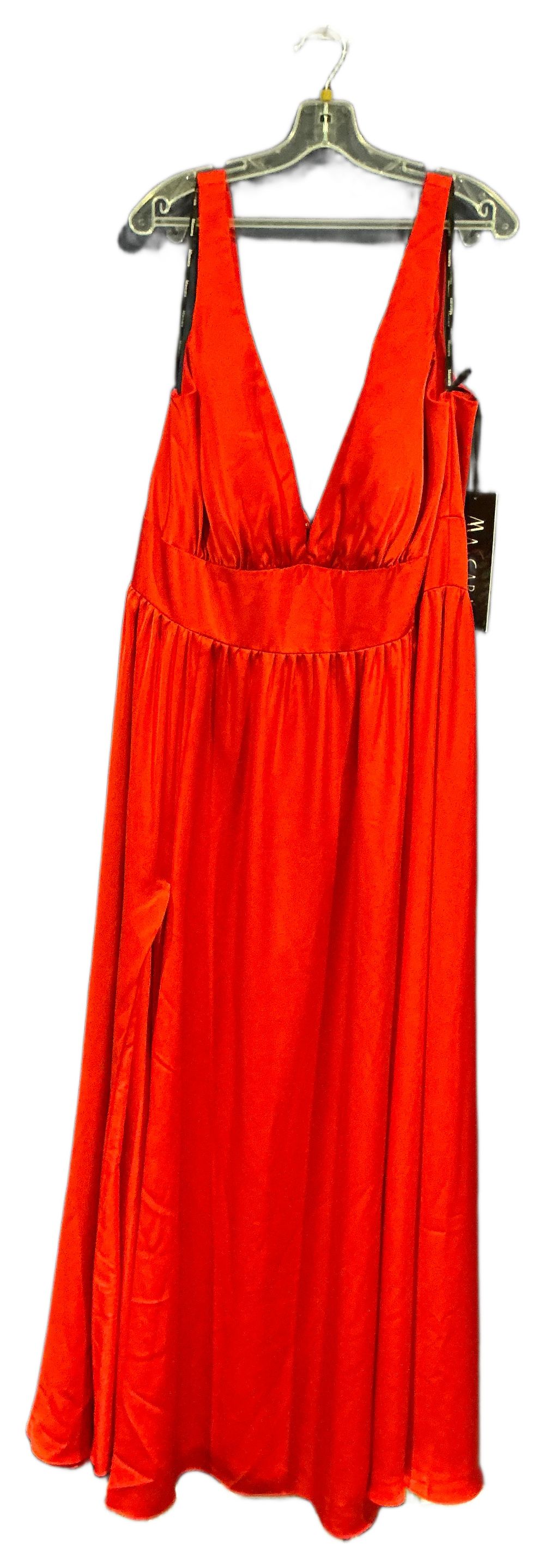 Lot 290: mascara Red Sleeveless Maxi Dress with V-Neckline size 16