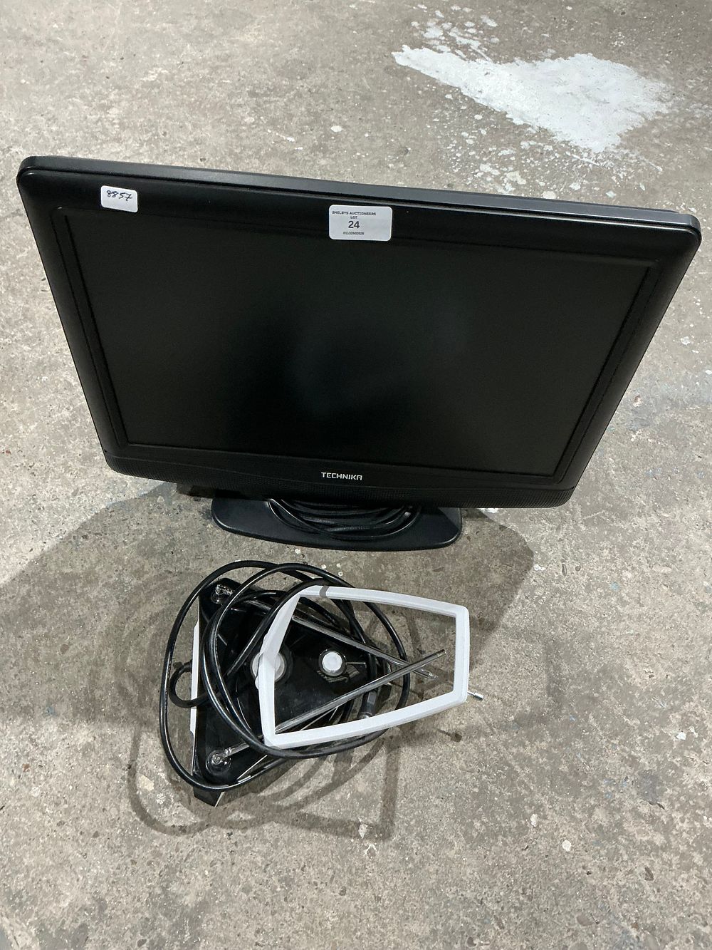 Lot 4: Technika 17 Inch LCD Television with Integrated DVD Player and Indoor Aerial