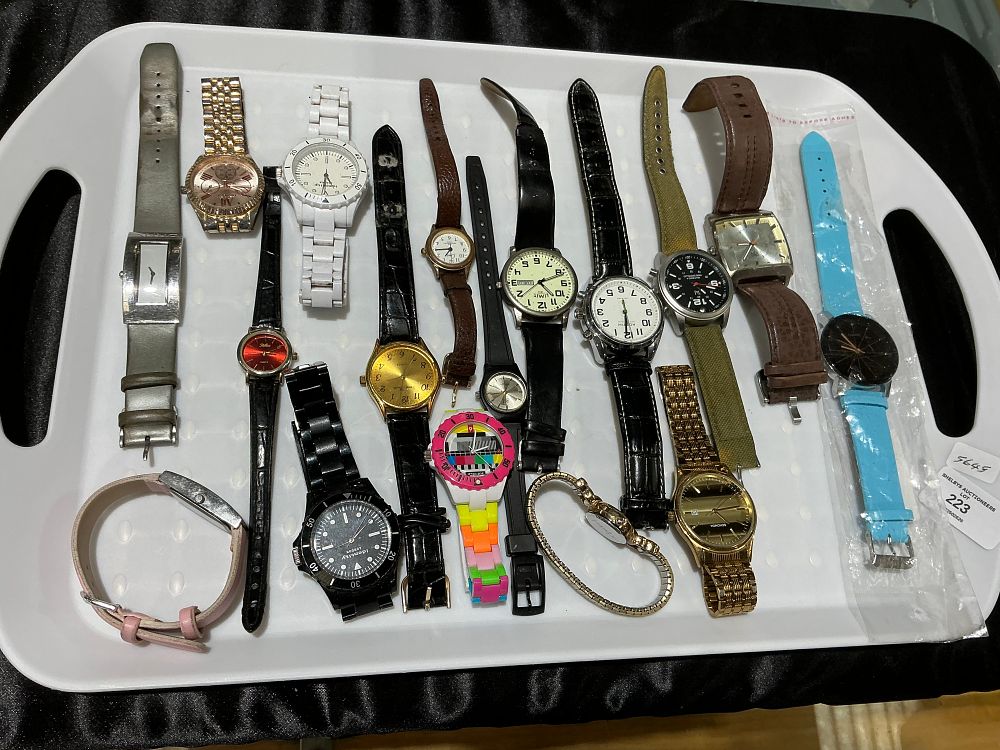 Lot 109: An Assortment of Wristwatches and a Bracelet