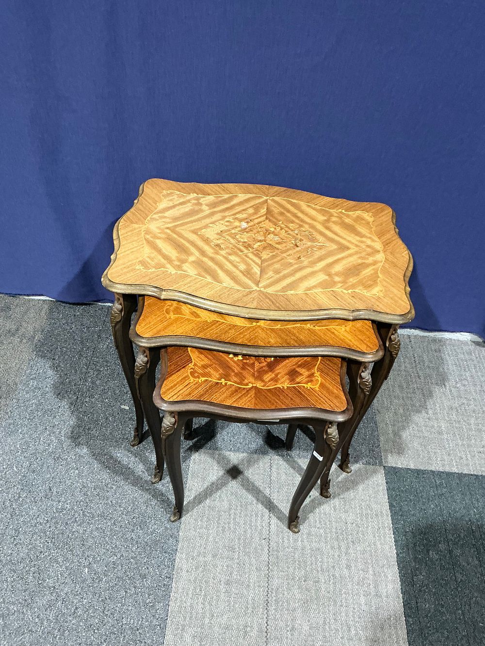 Lot 74: Trio of French Louis XV Style Marquetry Inlaid Nesting Tables