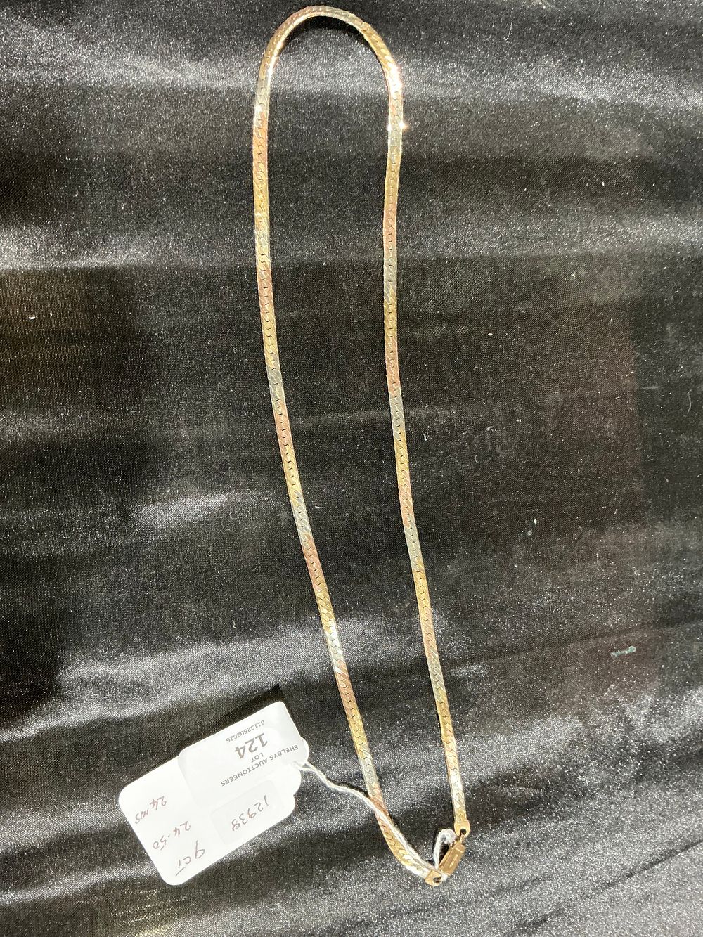 Lot 124: Italian 9 Carat Tri-colour Gold Herringbone Link Necklace 24.50 gram