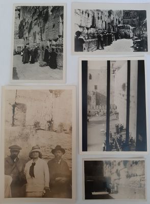 לוט 5 צילומי הכותל ירושלים סביבות שנת 1940. גדלים שונים. הצילום הגדול ביותר כ 12.5X8 ס"מ.