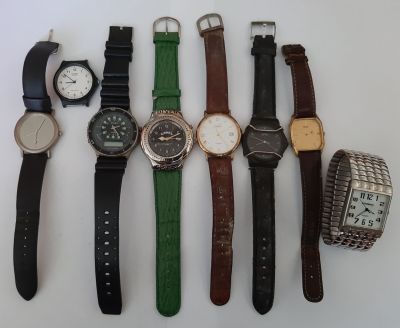לוט 8 שעונים שונים קסיו CASIO , עדי, CAMEL DIVER ואחרים מצב עבודה לא נבדק כנראה שצריך להחליף 