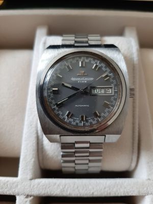שעון ייגר לה קולטרה קלוב 
JAEGER LE COULTRE CLUB AUTOMATIC DAYDATE 
שעון וינטג' אוטומט לגבר גודל 