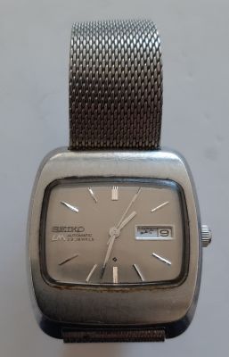 שעון סייקו SEIKO. שעון אוטומטי דגם LM. רצועה סייקו. השעון עובד. לא נבדק דיוק לאורך זמן.