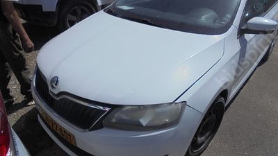 סקודה רפיד מודל 2017. 154,378 ק"מ, יד נוכחית: שלישית, בעלות נוכחית: פרטי, רישום מקורי/מקוריות: החכר