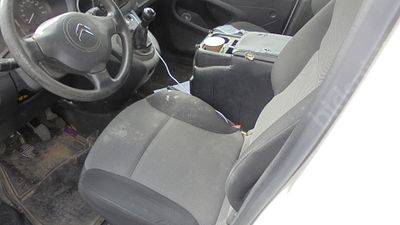 סיטרואן ברלינגו מודל 2018. 271,952 ק"מ, יד נוכחית: שנייה, בעלות נוכחית: פרטי. תיבת הילוכים: 