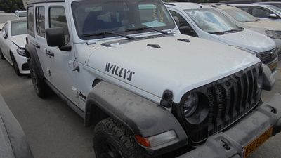 ג'יפ קרייזלר רנגלר מודל 2022. 88,114 ק"מ, יד נוכחית: ראשונה, בעלות נוכחית: פרטי