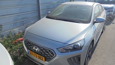 יונדאי איוניק היבריד מודל 2021. 122,360 ק"מ