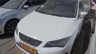 סיאט לאון FR מודל 2017. 142,047 ק"מ, יד נוכחית: רביעית, בעלות נוכחית: פרטי. תיבת הילוכים: 