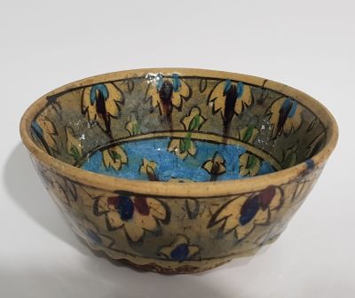 קערה פרסית . גלזורה יפה ומיוחדת ...תסתכלו על טיפות הגלזורה שנשפכות מהקערה בצד החיצוני שלה... כלי 