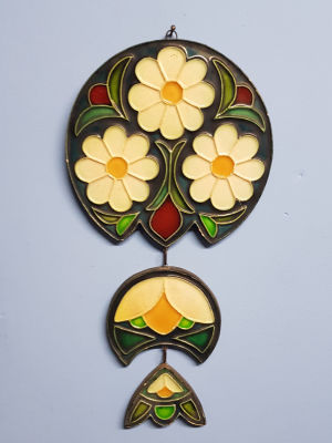 מובייל קרמיקה ישראלית שלמה ואיתן יפו . פגמים מזעריים. שיפשופי צבע. 
מידה: 34 על 17 סמ