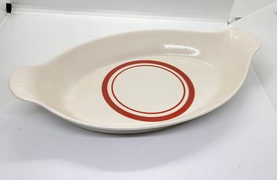 מגש כלי קרמיקה תוצרת לפיד ישראל. 
מידה: 32.5 על 18.5 סמ גובה 5.5 סמ