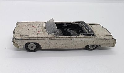 מכונית צעצוע ישראלית פגעי זמן מצולמים . מכונית ממתכת- חתומה! 
מידה: 12 על 4.5 סמ