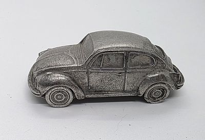 מכונית חיפושית ממתכת . עיצוב נהדר ! 
מידה: 9.5 על 4.2 סמ