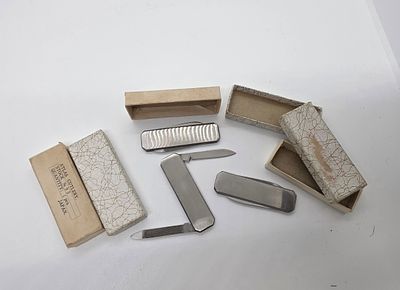 לוט של 3 אולרים קטנים באריזה המקורית .מצב חדש. 
גודל: 6 על 2 סמ