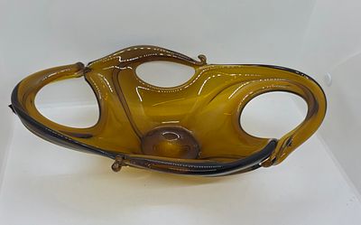 קערת זכוכית מורנו צבע קוניאק. עבודה נהדרת. מידה: 34 על 21 סמ גובה : 8.5 סמ