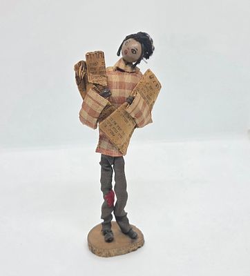 בובה נאיבית ישראלית. עבודת יד. של האמנית רות טאובר RUTH TAUBER DOLLS OF ISRAEL. 
שילוב של בד 