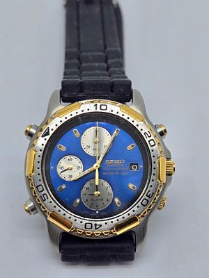 סייקו SEIKO קוורץ כרונומטר - SPORTS 150 צלילה - שעון יד לגבר . 
צריך סוללה . לא נבדקה תקינות .