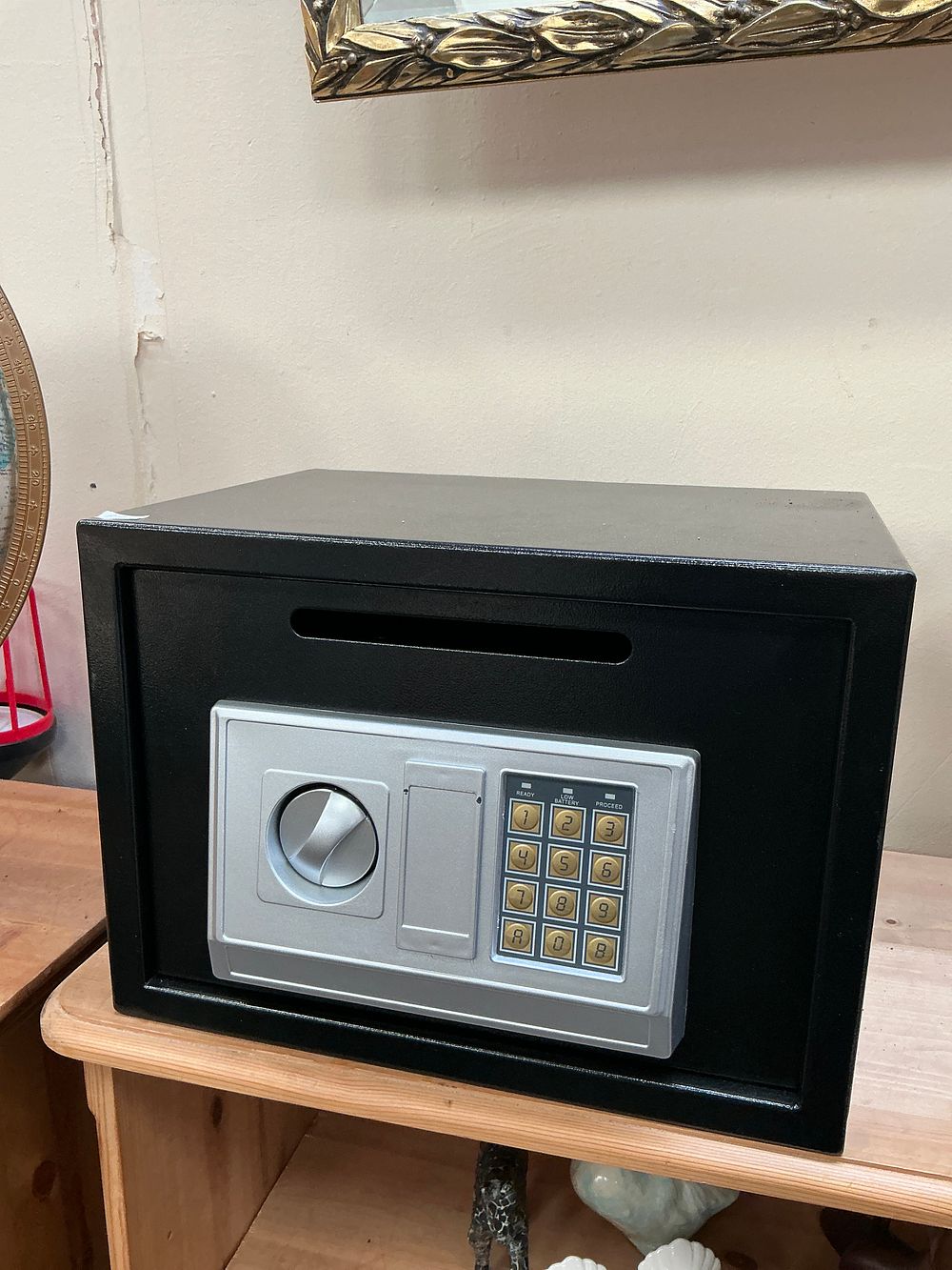 Lot 164: A digital depository security safe with numerical keypad