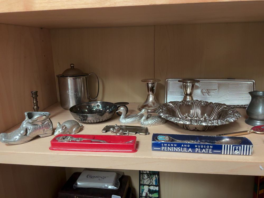 Lot 206: A Collection of Vintage and Antique Metalware including...