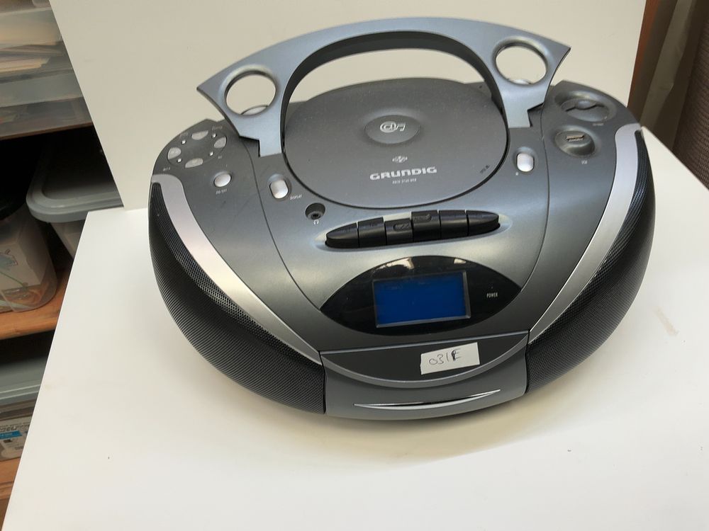 Lot 237: Grundig RRCD 3740 WEB Portable Boombox