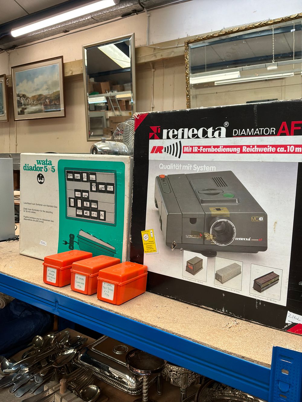 Lot 249: A Collection of Vintage Slide Projection and Viewing...