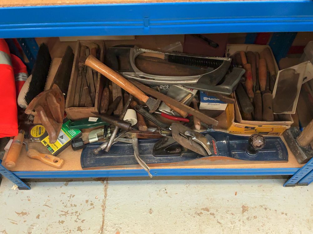 Lot 271: A Collection of Vintage and Modern Hand Tools...