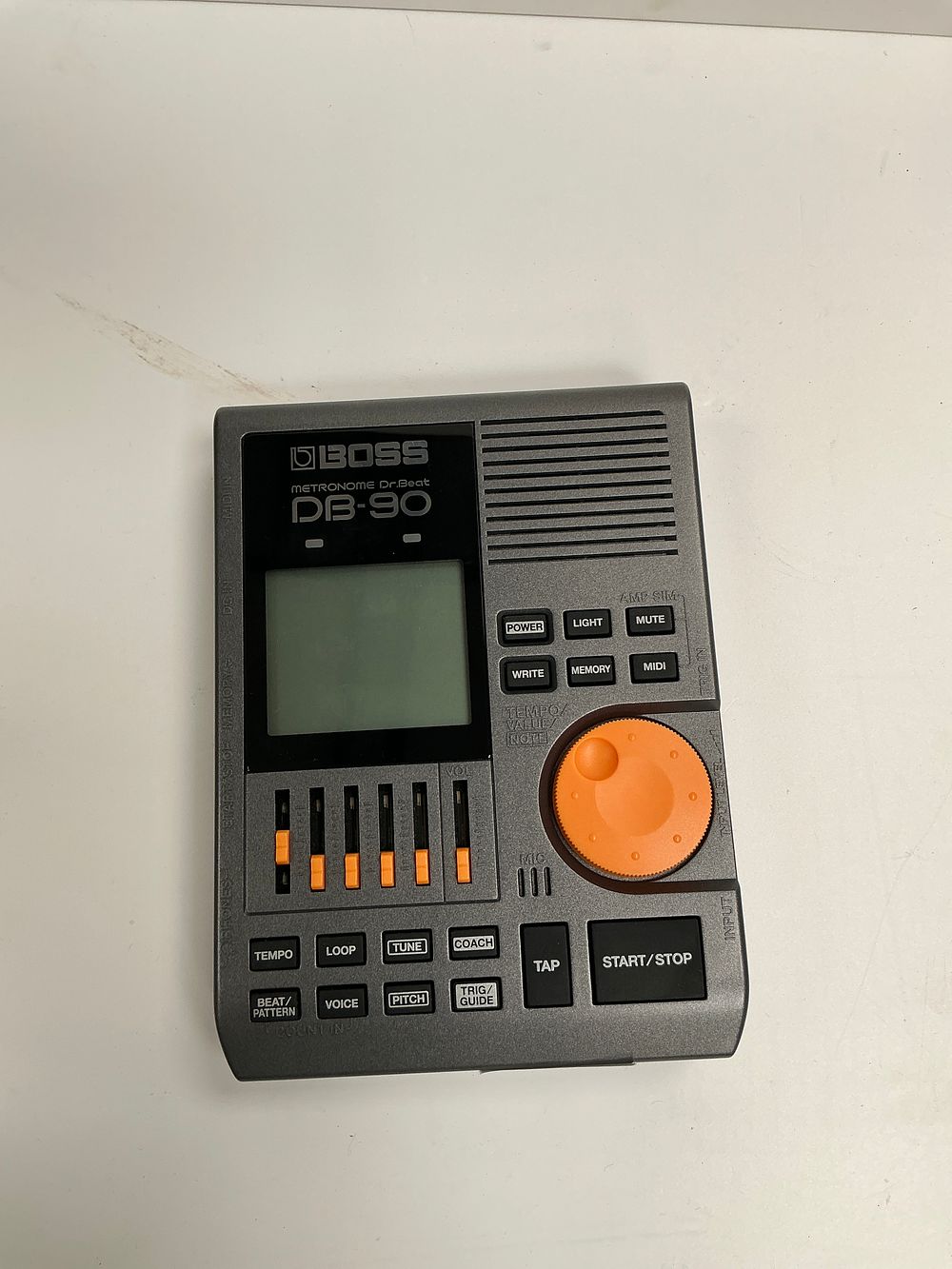 Lot 326: A BOSS Dr. Beat DB-90 professional digital metronome
