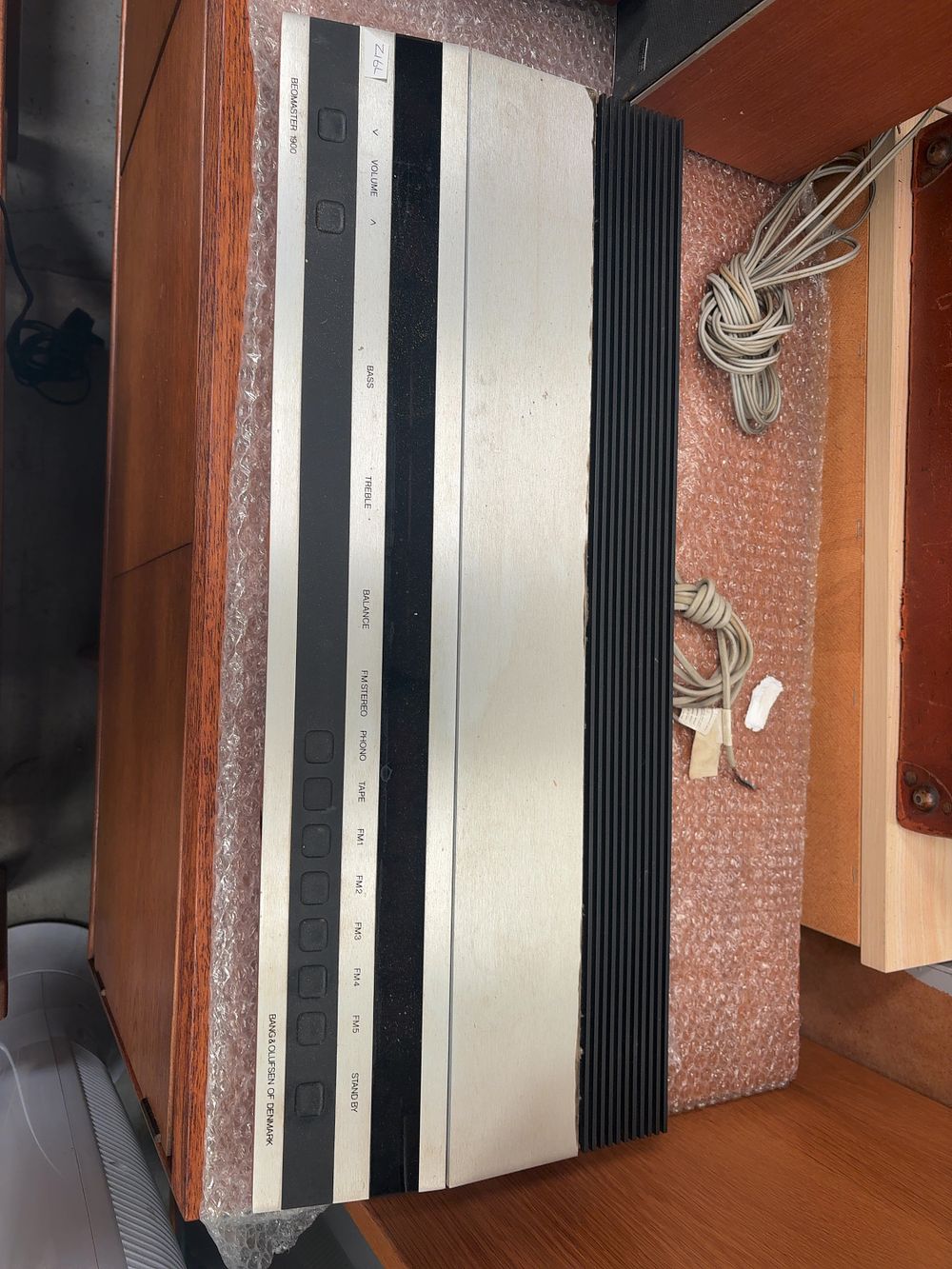 Lot 342: A Collection of Vintage Bang and Olufsen Hi-Fi...