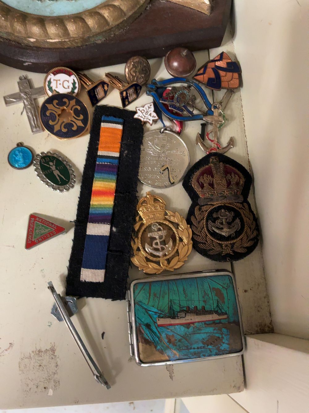 Lot 367: A Collection of British Military and Naval Memorabilia,...