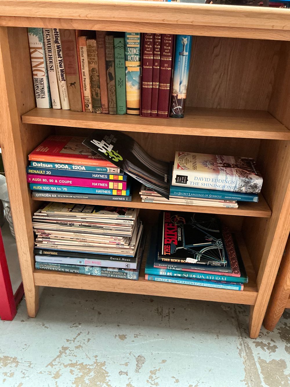 Lot 431: A Collection of Books and Magazines Including Haynes...