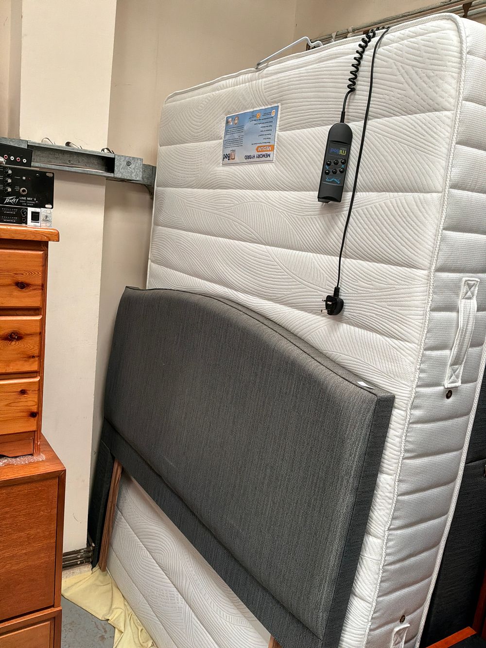 Lot 440: A miBed Motion Intelligent Electric Adjustable Double Bed...