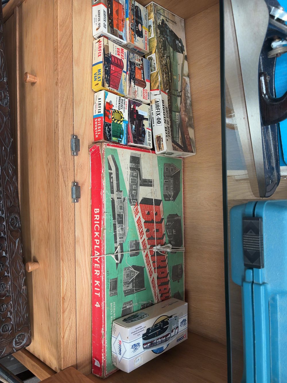 Lot 489: A Collection of Vintage Boxed Toys Including Airfix...