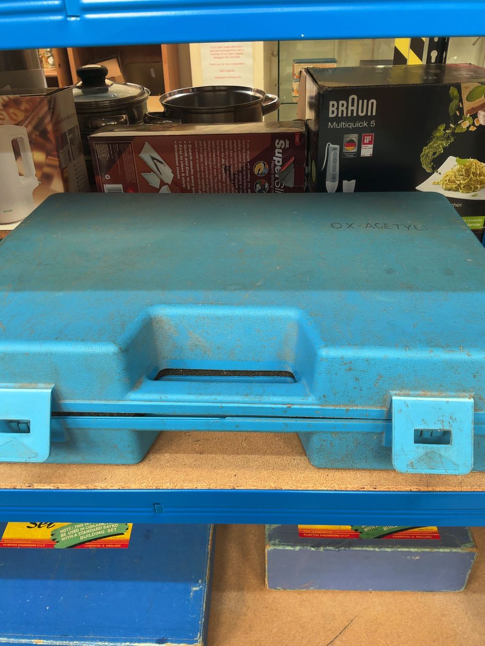 Lot 220: A Buibro Oxy-Acetylene Welding and Cutting Kit