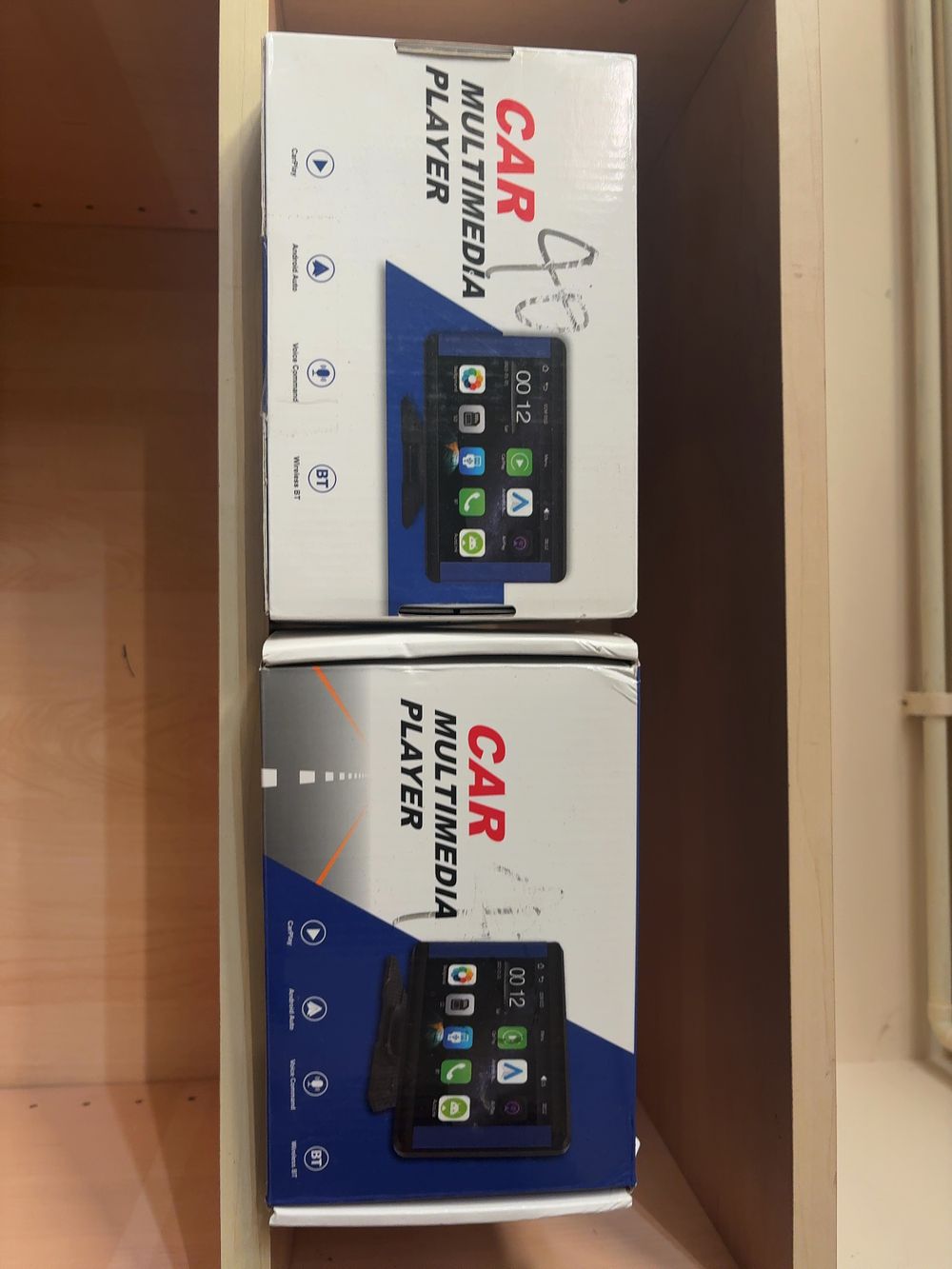Lot 362: A Pair of Portable Car Multimedia Players