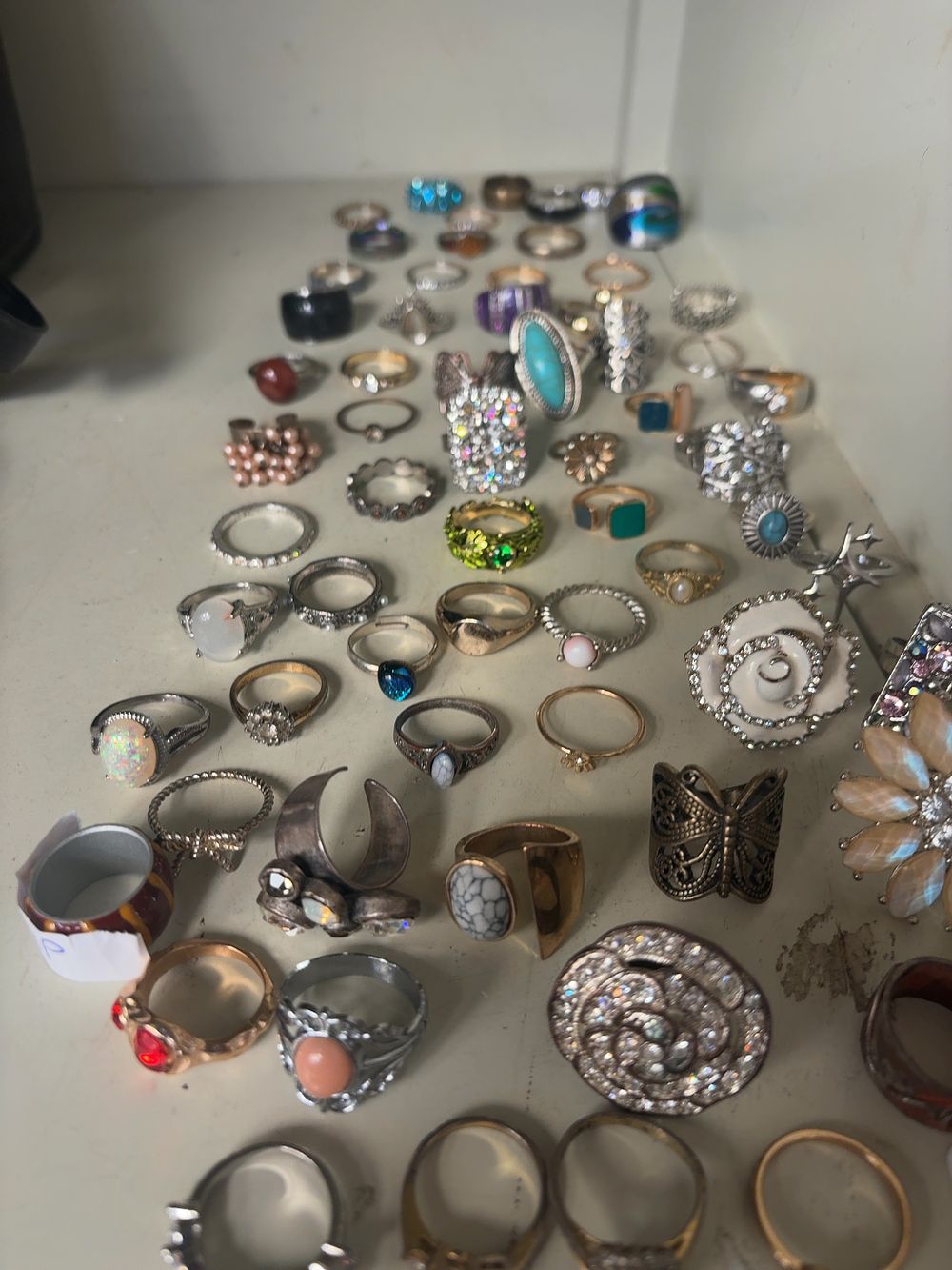 Lot 367: A Large Collection of Assorted Fashion and Costume Jewellery Rings