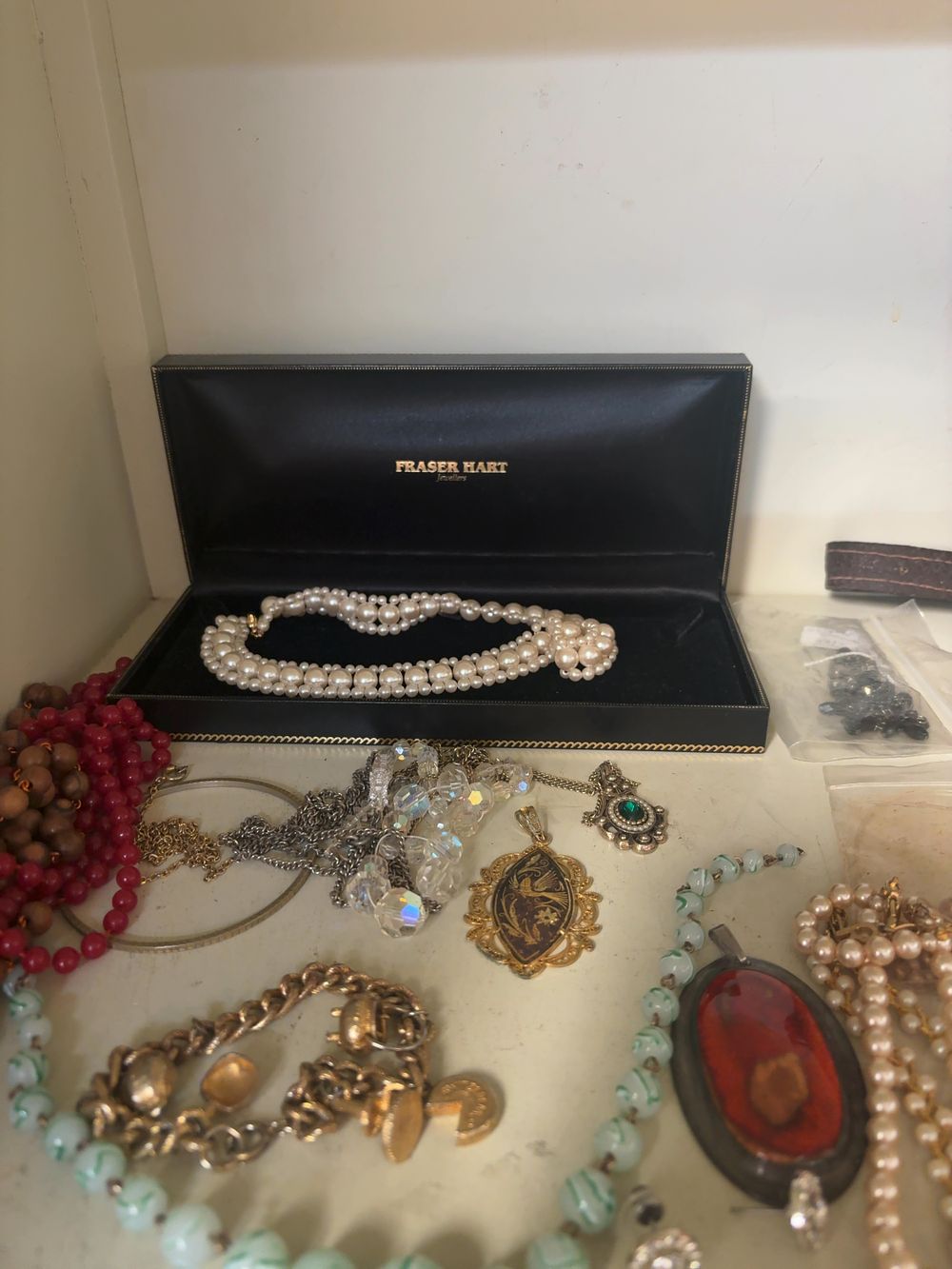 Lot 369: An Assortment of Vintage and Contemporary Costume Jewellery including a Fraser Hart Presentation Case