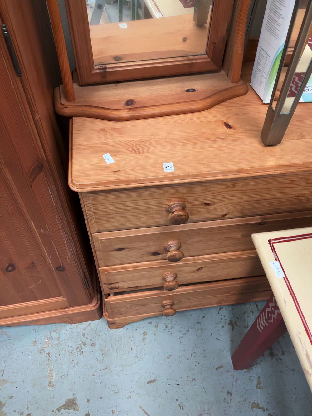 Lot 432: Pine Chests of Drawers and a Matching Dressing Mirror