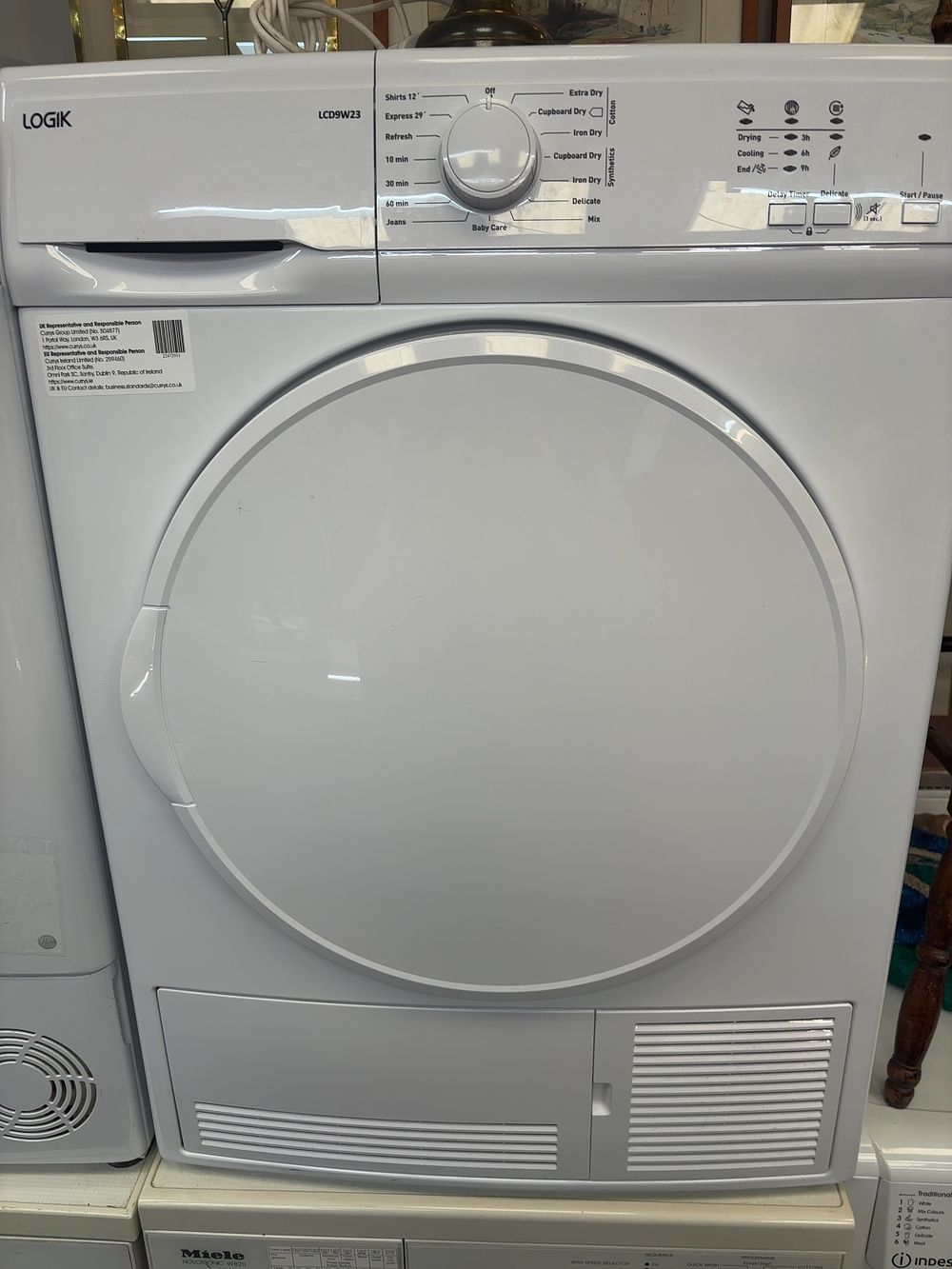 Lot 465: Logik LCD9W23 9kg Condenser Tumble Dryer