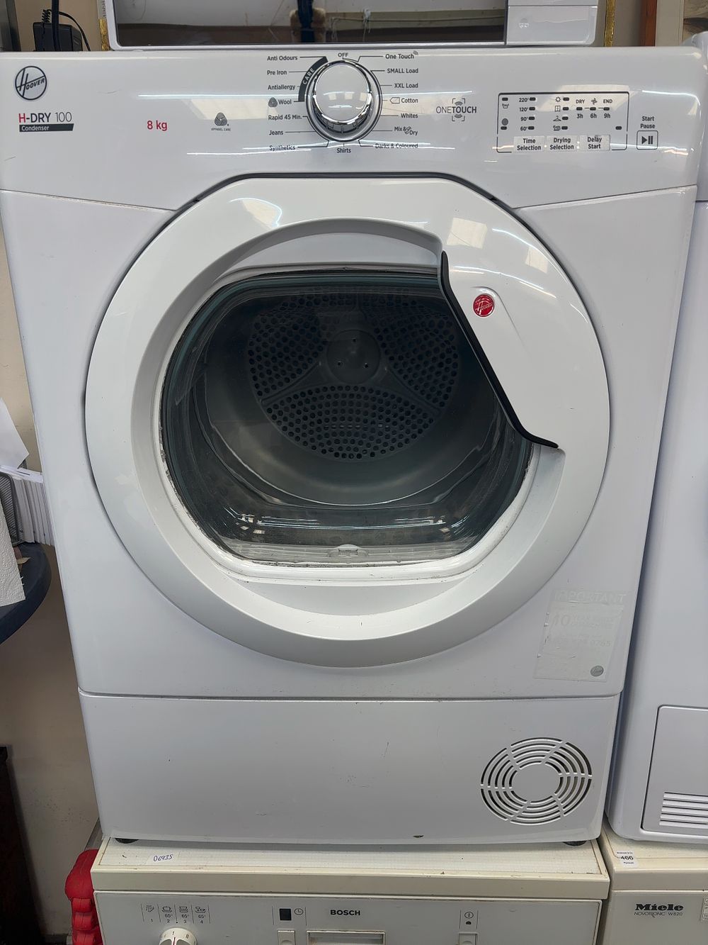 Lot 467: Hoover H-DRY 100 8kg Freestanding Condenser Tumble Dryer