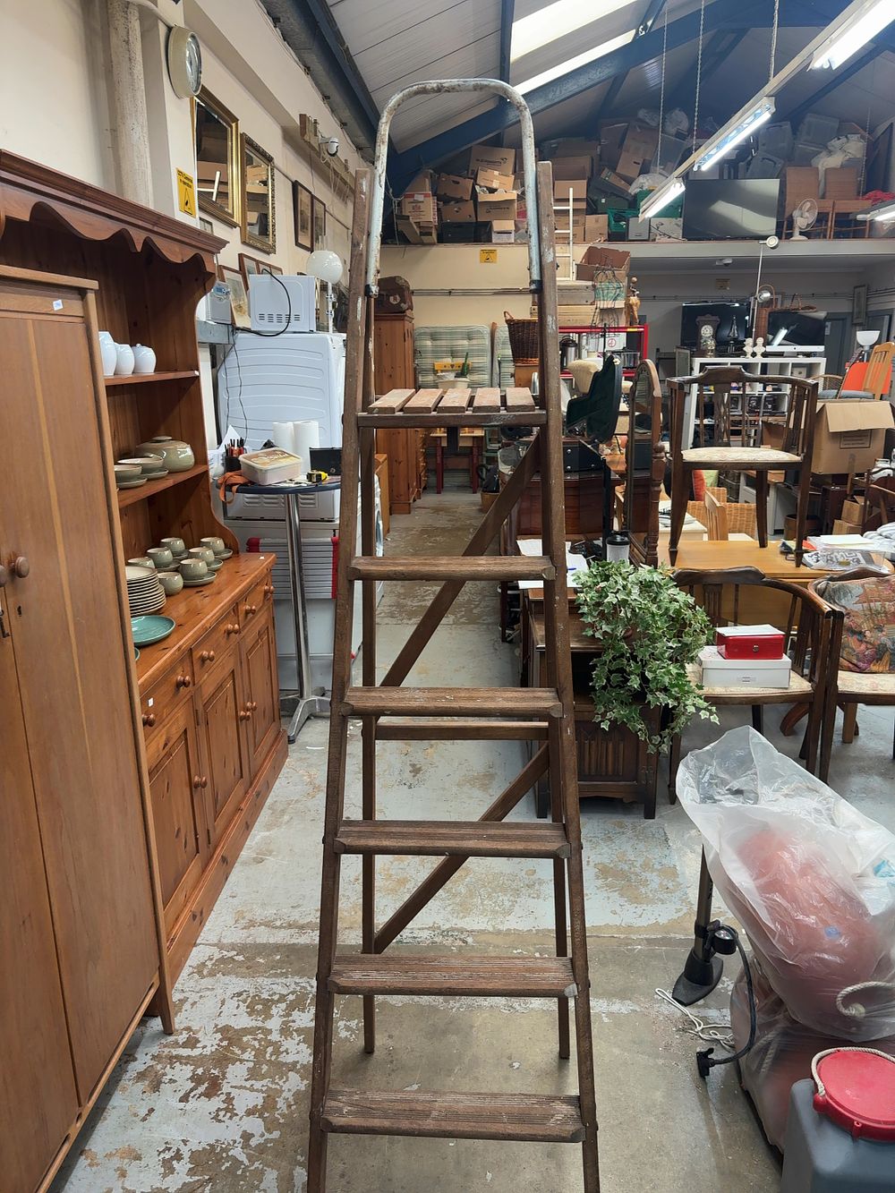Lot 486: A Vintage Six-Tread Wooden Stepladder